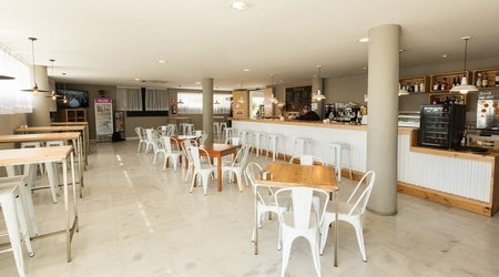 Cafetería Apartments ELE Domocenter Sevilla